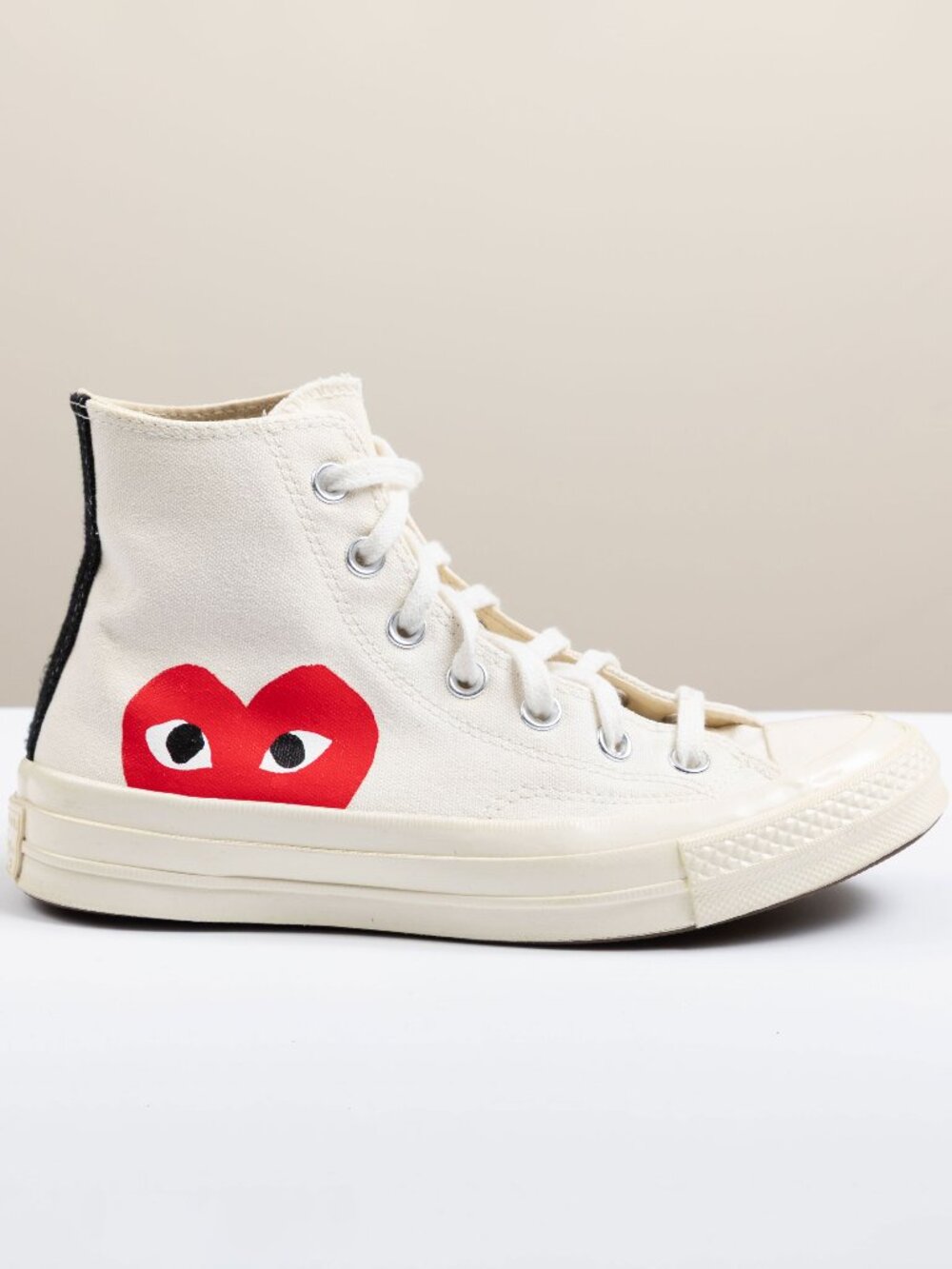 CDG Play x Converse Chuck 70 High Top Off White Red Heart Women's 7 150205